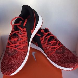 nike varsity compete trainer 4